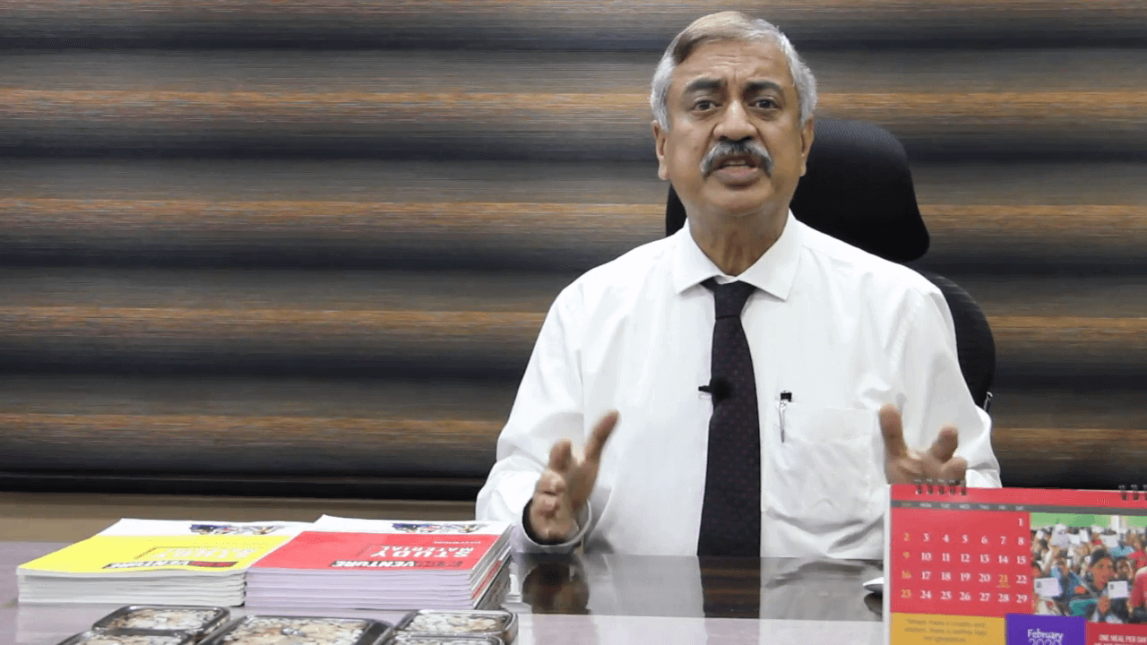 Dr. Purnendu Roy